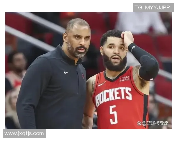 弗雷德范弗利特的篮球之路与职业生涯的辉煌成就探讨